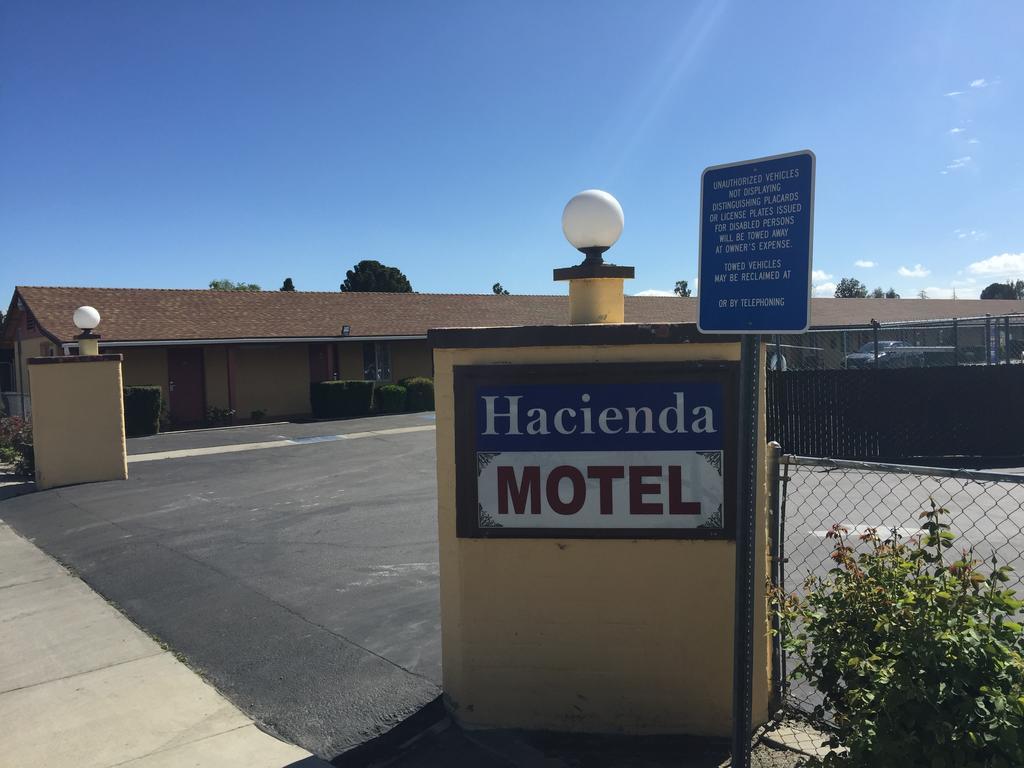 Hacienda Motel San Jacinto Kültér fotó